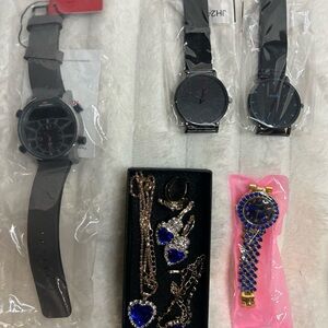 Men's Black and Gray Watch